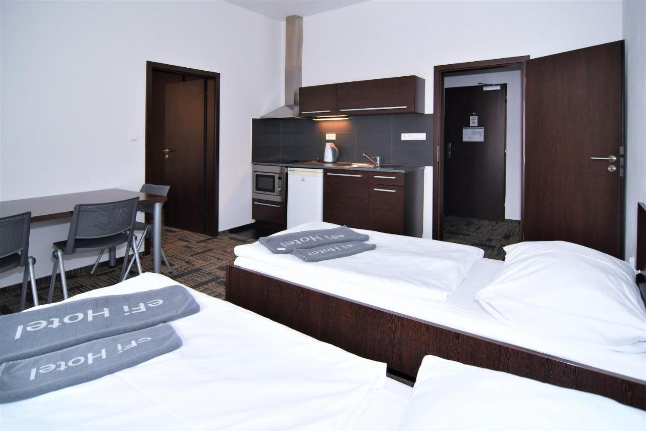 Efi Palace Hotel Brno Luaran gambar